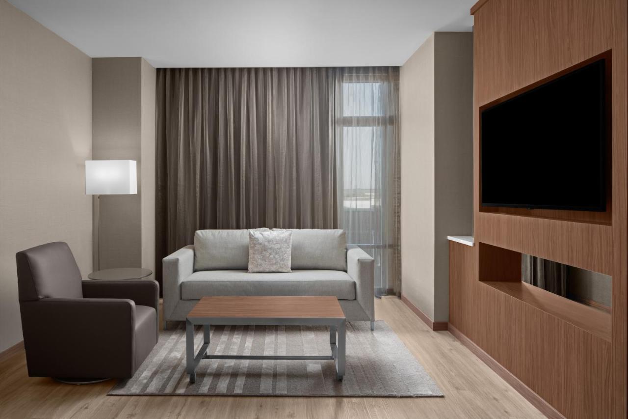 Ac Hotel By Marriott Charlotte Ballantyne Zewnętrze zdjęcie